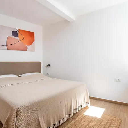Authentic 18th Century Stone - Murter Island * Betina (Sibenik-Knin)